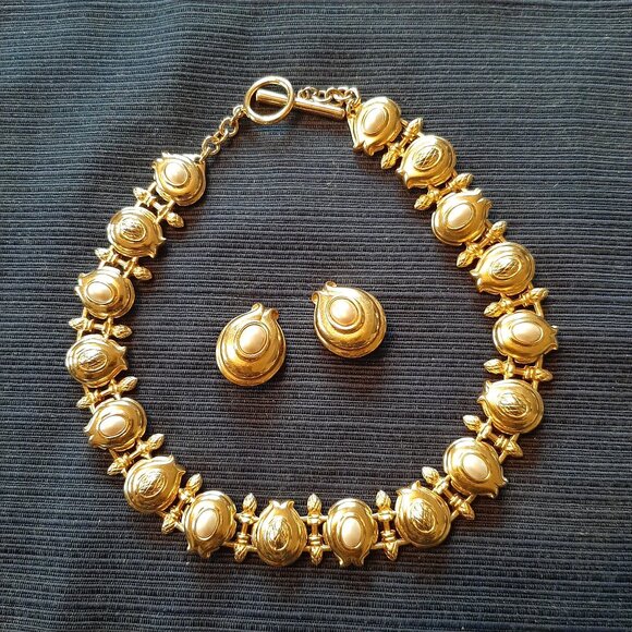 Vintage Fendi Necklace and Clip-on Earring Set - Picture 1 of 2